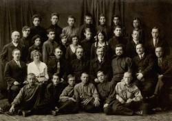 2. Выпускники школы № 2 Нижнего Новгорода, 1927 г.